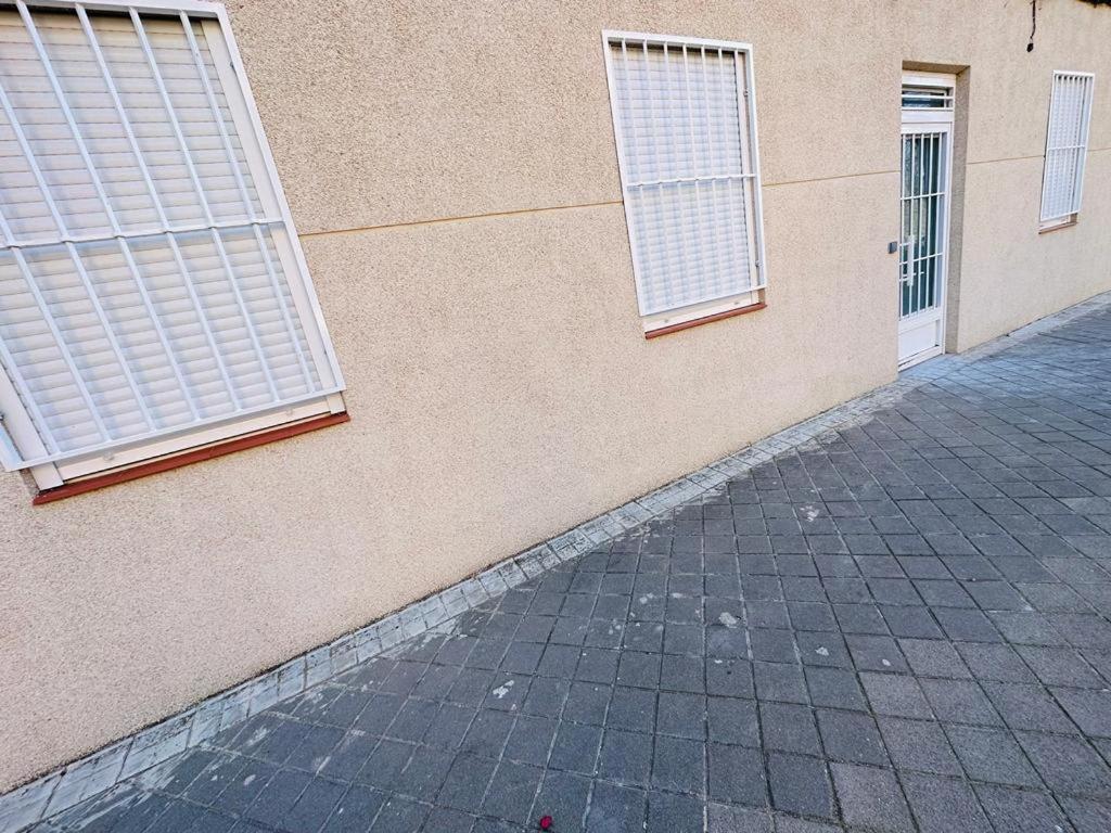 Hospedaje Cuatro Vientos Madrid Eksteriør billede