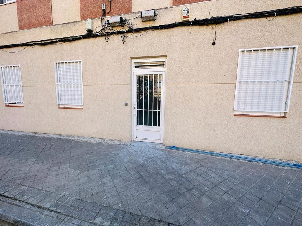 Hospedaje Cuatro Vientos Madrid Eksteriør billede