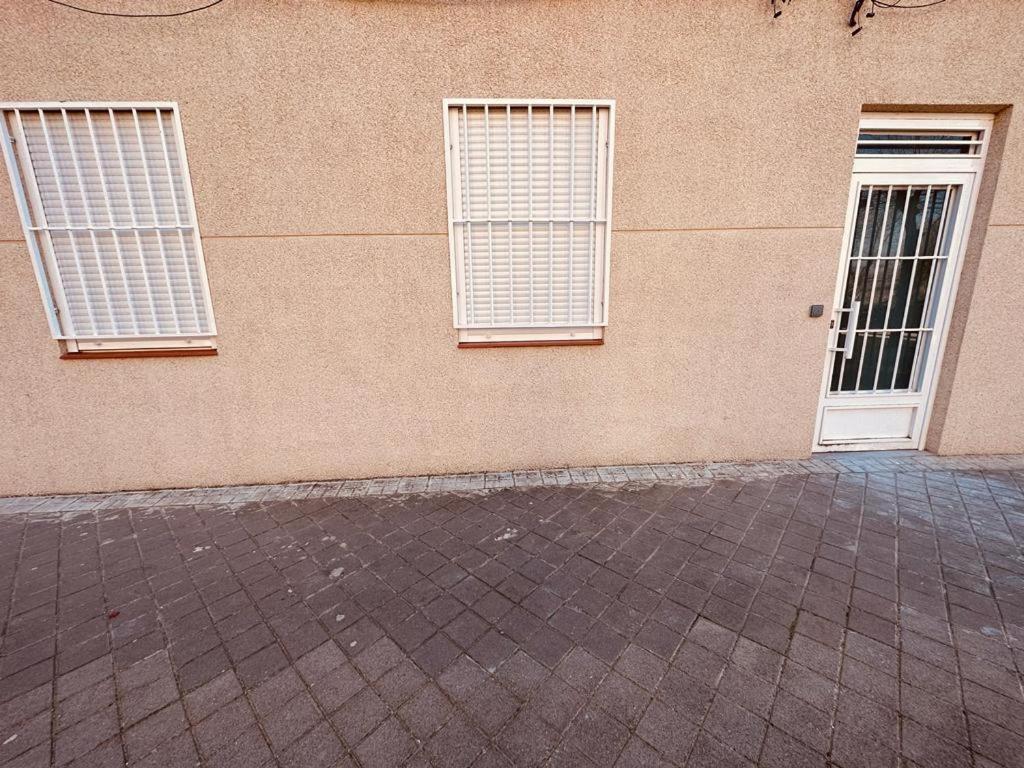 Hospedaje Cuatro Vientos Madrid Eksteriør billede