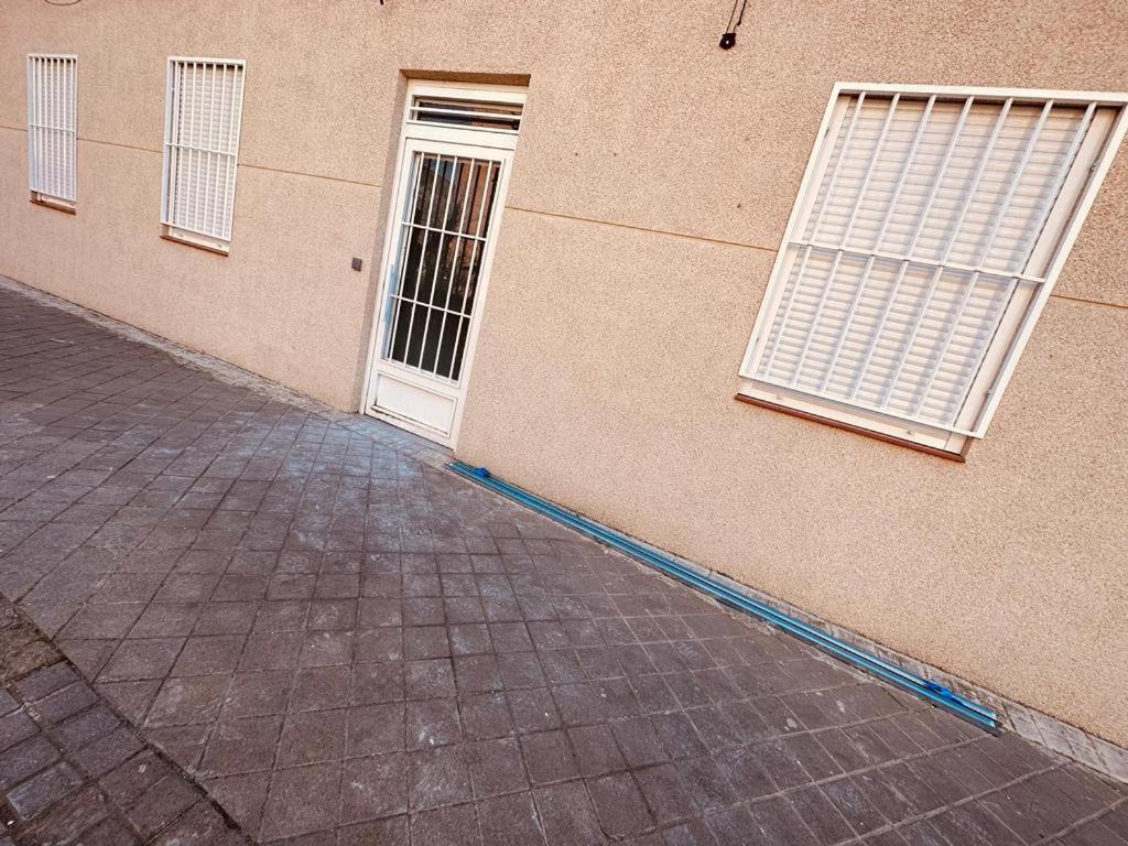 Hospedaje Cuatro Vientos Madrid Eksteriør billede
